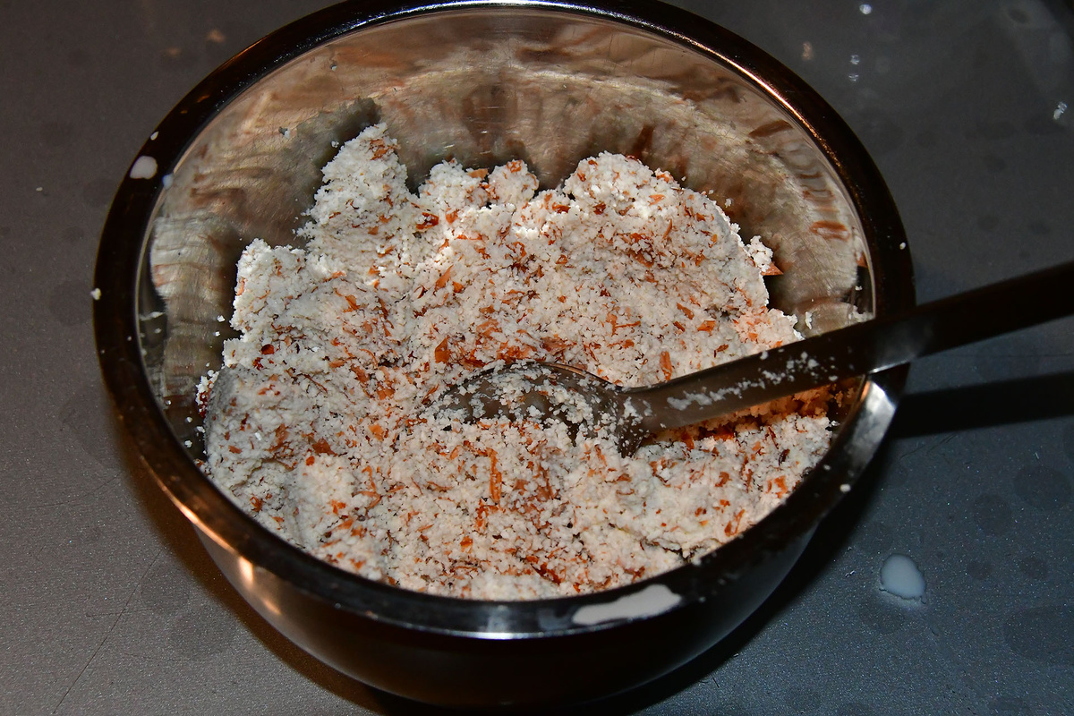 Замешиваем тесто