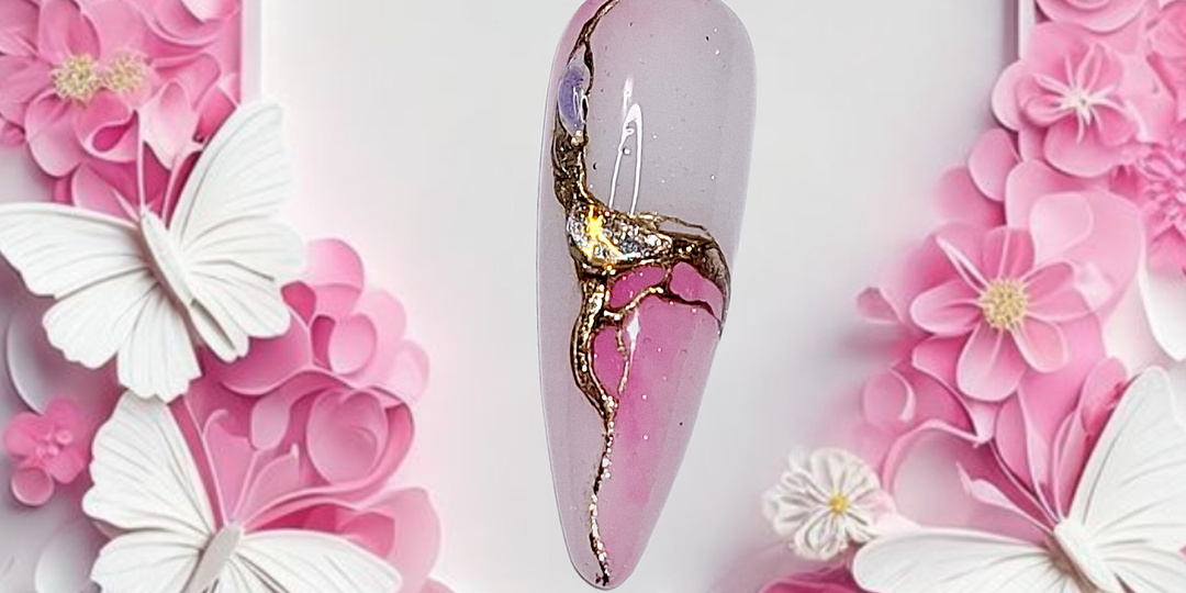 Выжимаю максимум эффектов из материалов для дизайна ногтей.