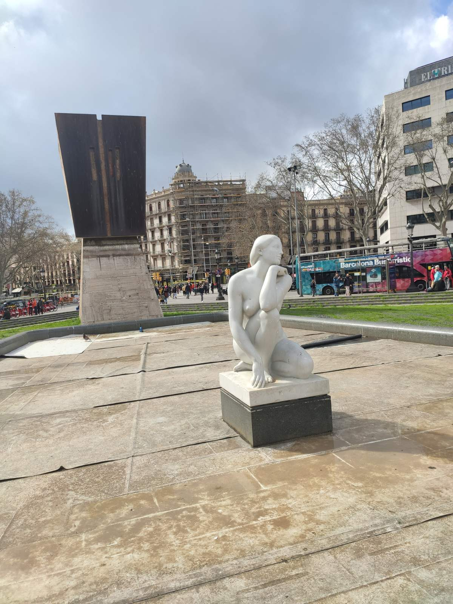 Площадь Каталонии в Барселоне