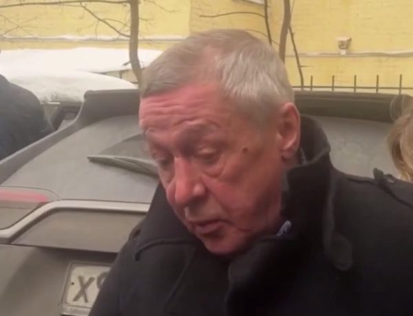    Первая съемка Михаила Ефремова после УДО. Фото: скрин