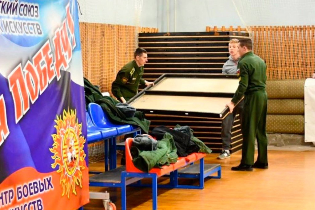    Профессиональный ринг вуз получил при поддержке Союза боевых искусств Вологодской области.