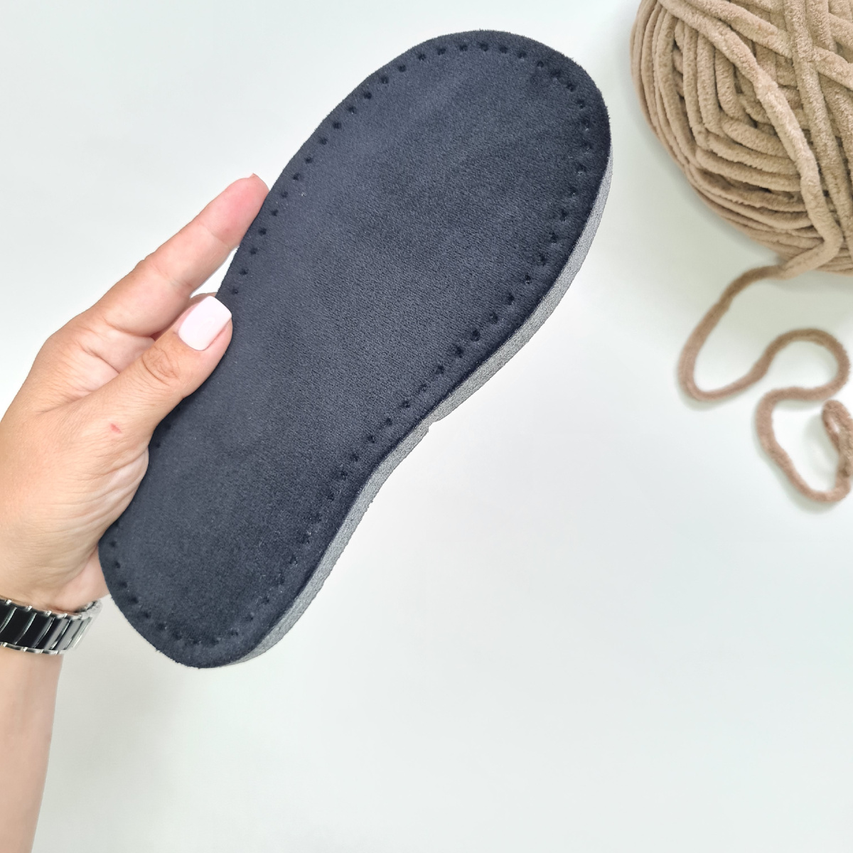 Искусственный войлок имеет кучу преимуществ.