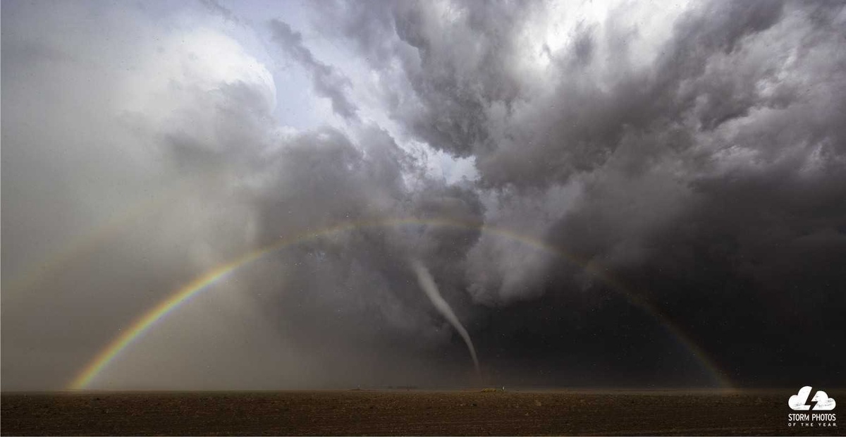     Номинация «Лучшее фото торнадо». Trischa Sheridan, stormphotocontest.com