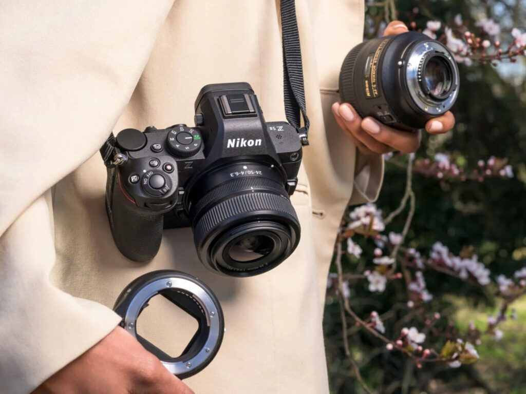   nikon.com