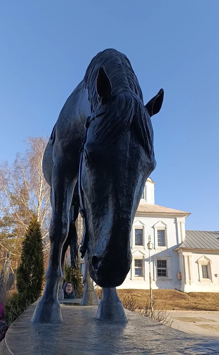 Конь, Батюшков где-то рядом