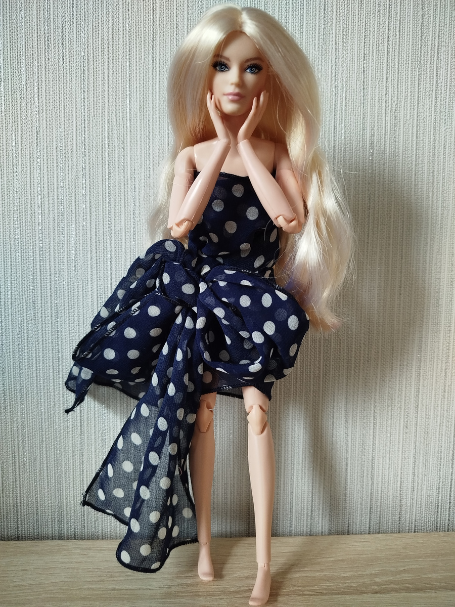 Мой любимый снимок из этой серии фотографий. Barbie looks #6. Виктория. Фото автора.