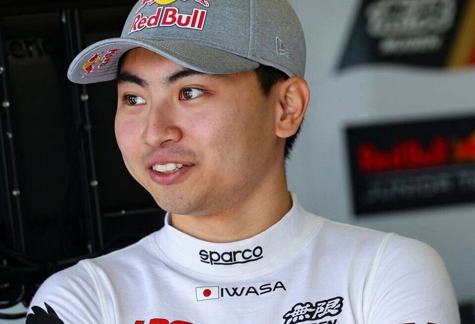    Аюми Иваса заменит Макса Ферстаппена в первой тренировке в БахрейнеRed Bull Racing