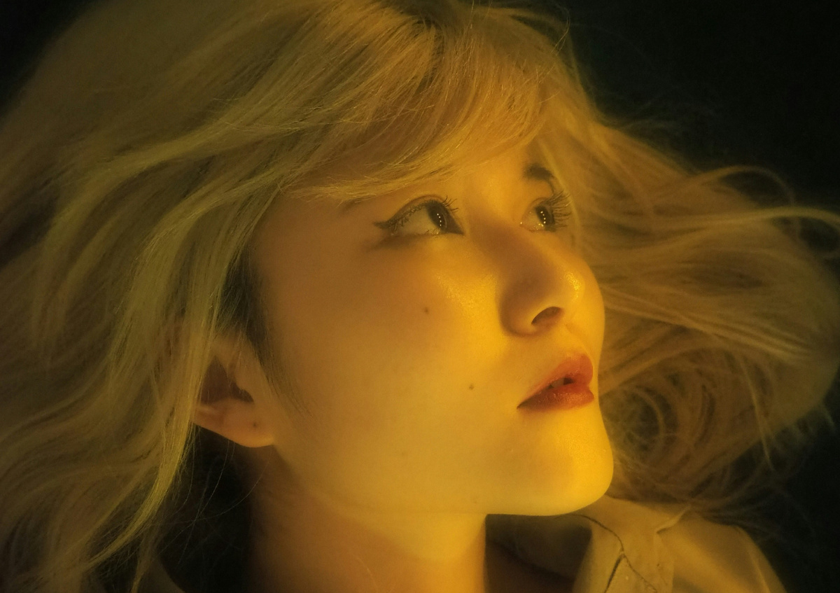 "Стеклянная" (а также "хрустальная" и "зеркальная") кожа - гордость кореянок.