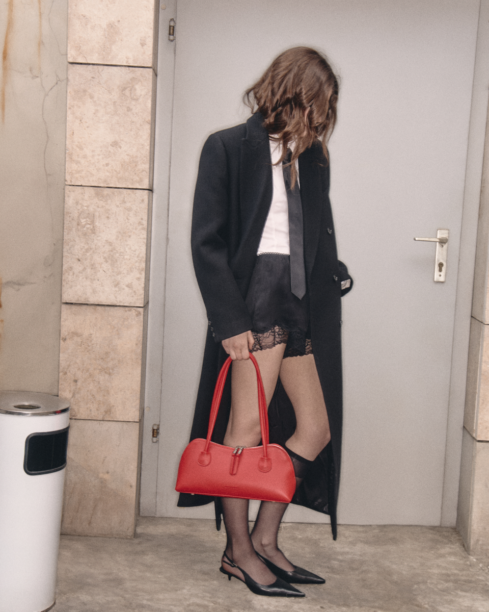 Сумка-такса TIPSY в красном цвете, 7 900₽