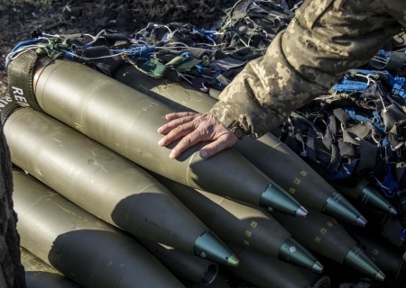    Каллас пожаловалась на нехватку денег на снаряды для Украины