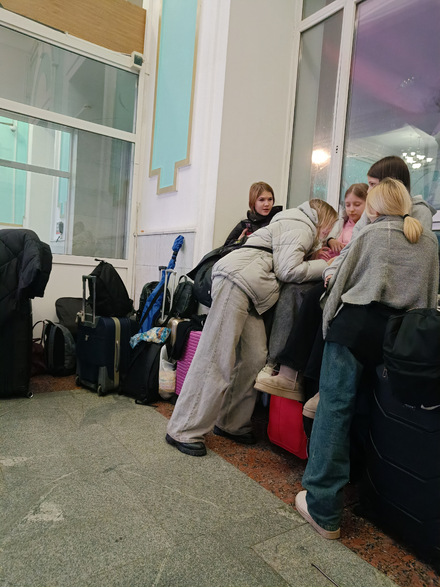 Надо быть, как все