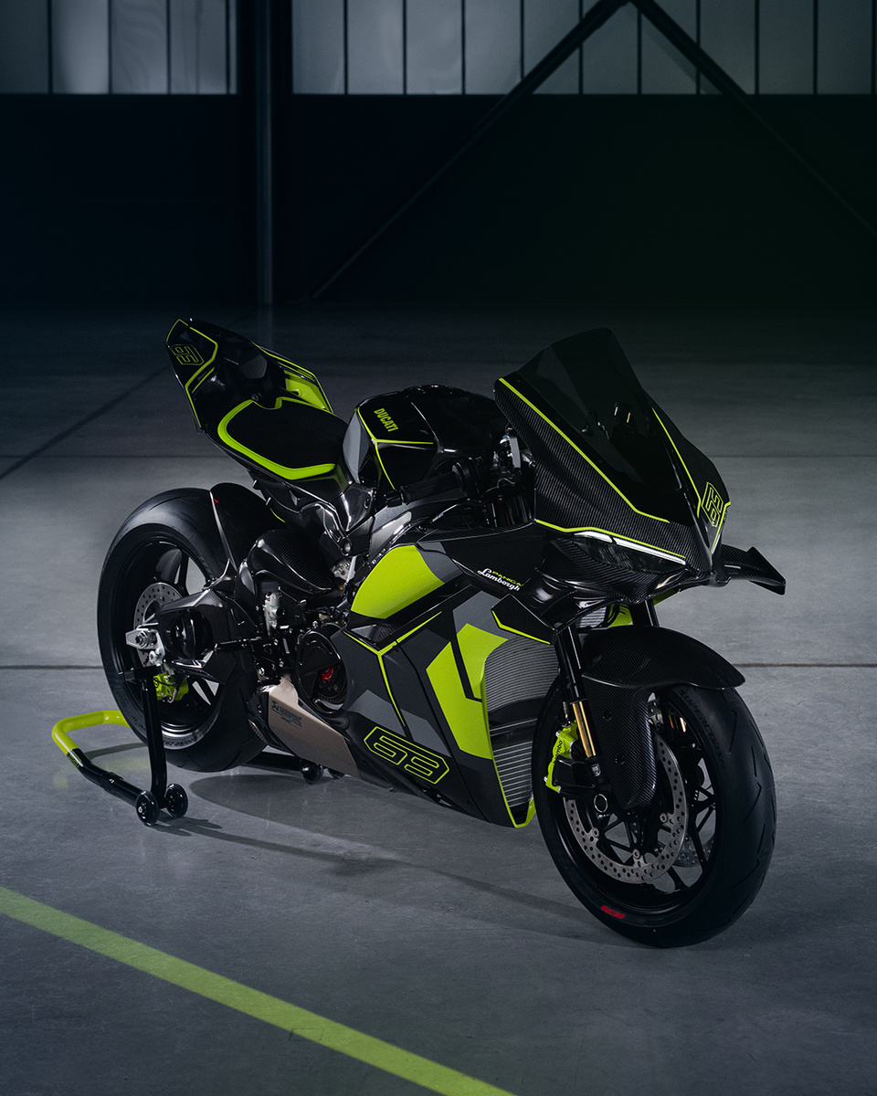 Эксклюзивное нумерованное издание выпущено тиражом всего 630 мотоциклов.