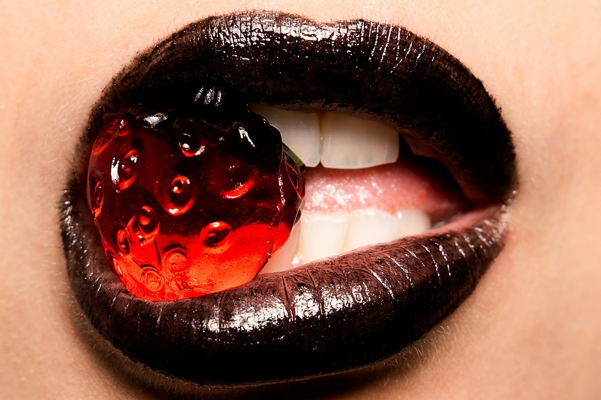     Ученые рассказали, как выглядят "самые привлекательные" губы! Фото и факты