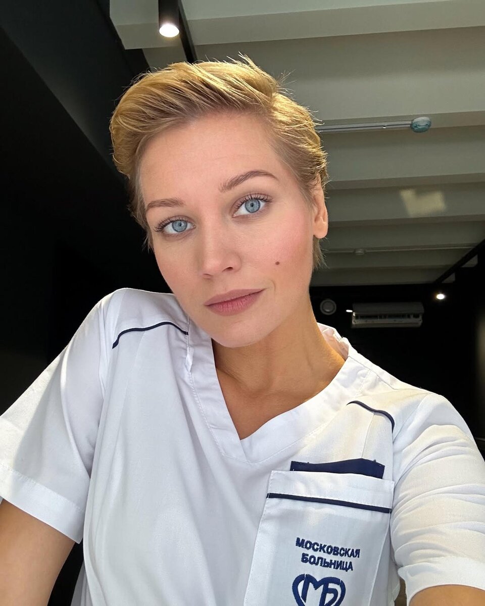    Кристина Асмус на съёмочной площадке. Фото: Инстаграм (запрещён в РФ) @asmuskristina