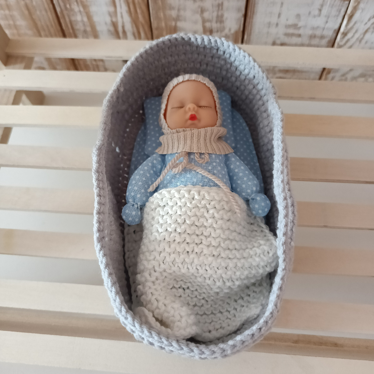 Сладко спится в уютной люлечке