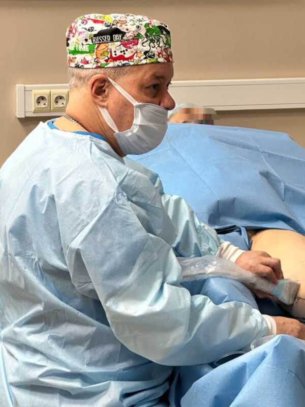 
 На фото: Доронин И.В.- главный врач Городского центра флебологии