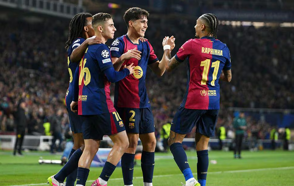 "Барселона" покуражилась в атаке в матче с "Боруссией". Фото: УЕФА