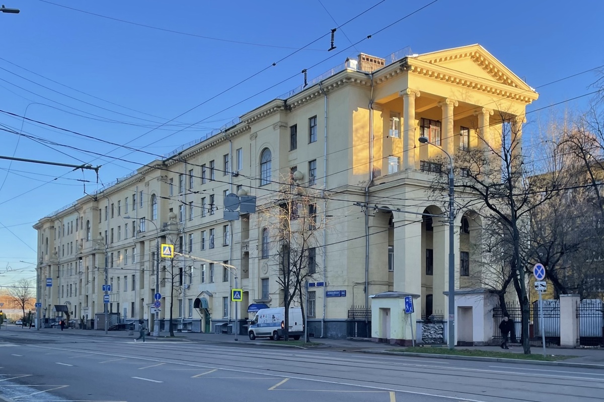 Первомайская улица, 128. Вид с северо-запада. 