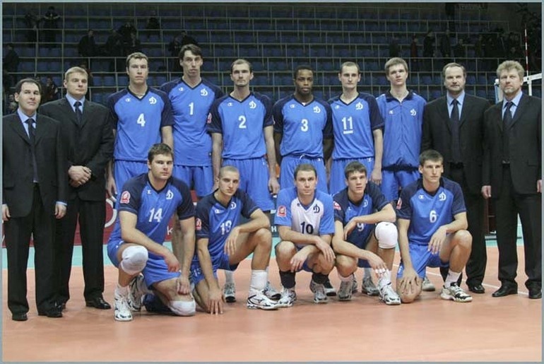    «Динамо» в сезоне 2004/05 / фото: vcdynamo.ru