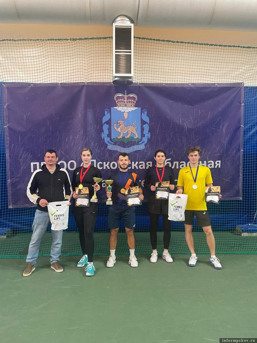 Фото из группы «Академия тенниса Пскова» в соцсети «ВКонтакте»