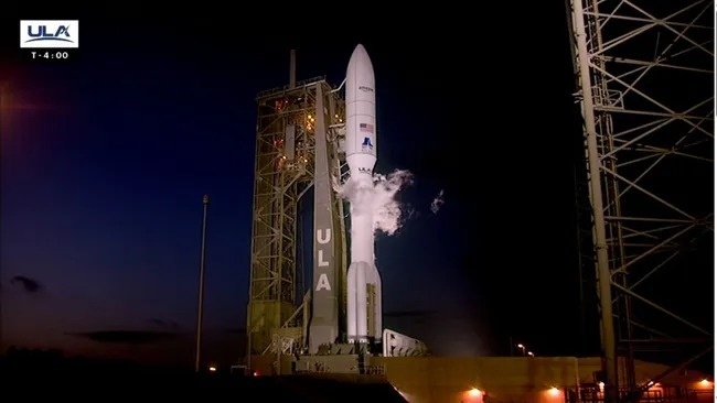     Ракета Atlas V компании United Launch Alliance с 28 интернет-спутниками Amazion Kuiper на стартовой площадке станции космических войск на мысе Канаверал во Флориде 9 апреля 2025 года.     
 Фото: United Launch Alliance
