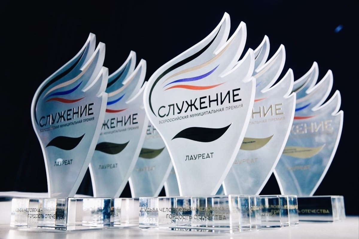    Югорчане борются за премию «Служение»: голосуй за земляков