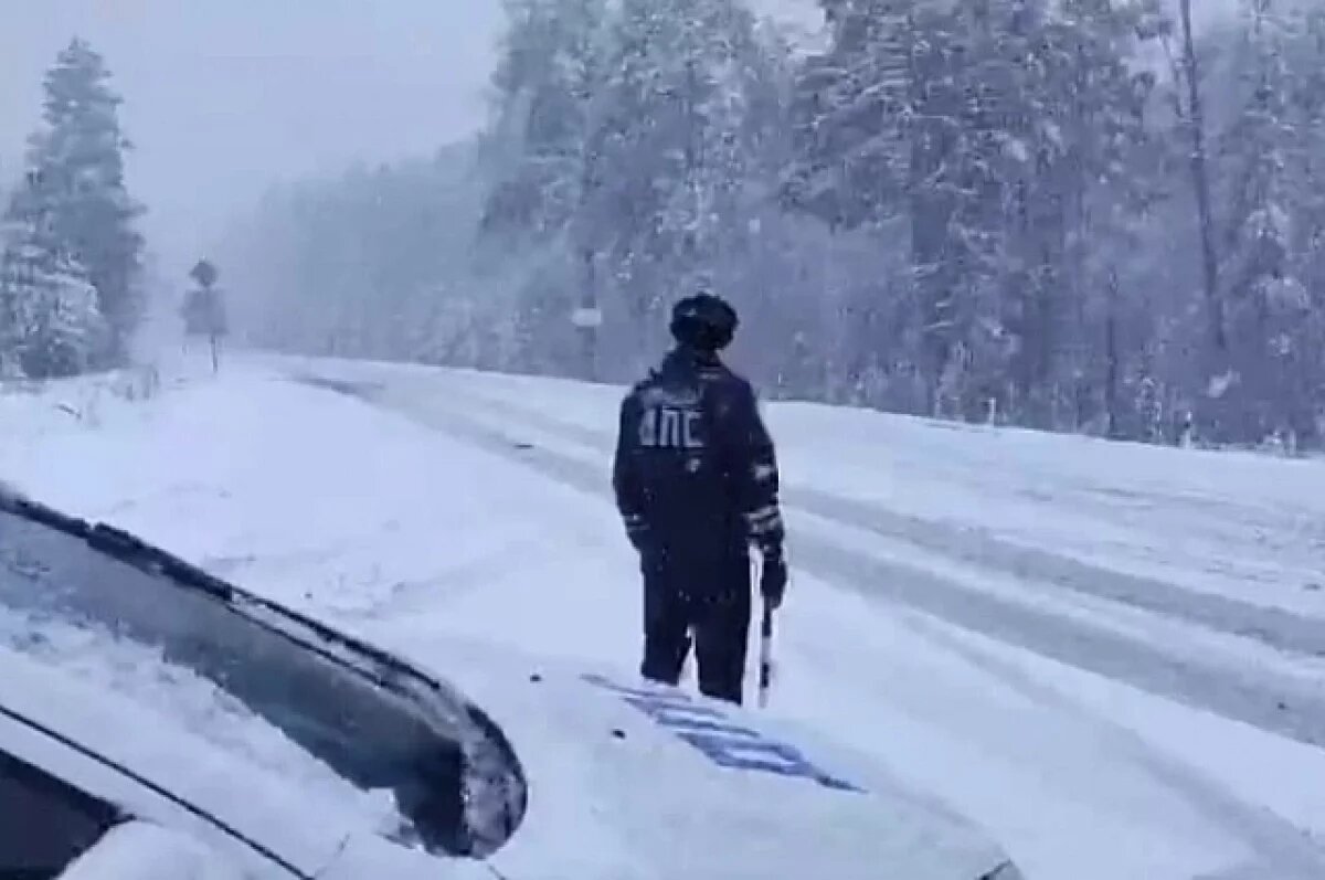    111 ДТП случилось на Урале за сутки, в ГИБДД выпустили предупреждение