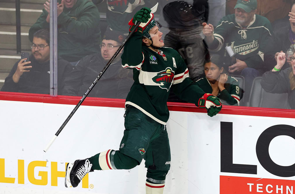 Кирилл Капризов ударно вернулся на лед после травмы. Фото: НХЛ