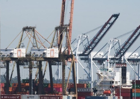    Трамп объявил паузу с введением новых пошлин