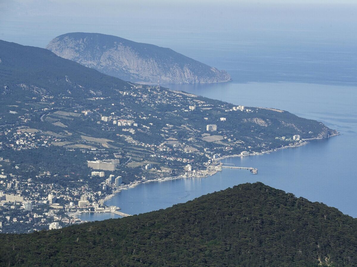    Вид на Ялту© РИА Новости / Константин Михальчевский