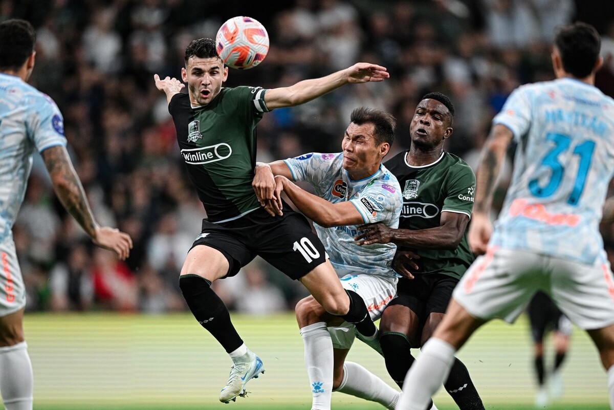 "Краснодар" летит к чемпионству. Остановит ли его "Зенит"