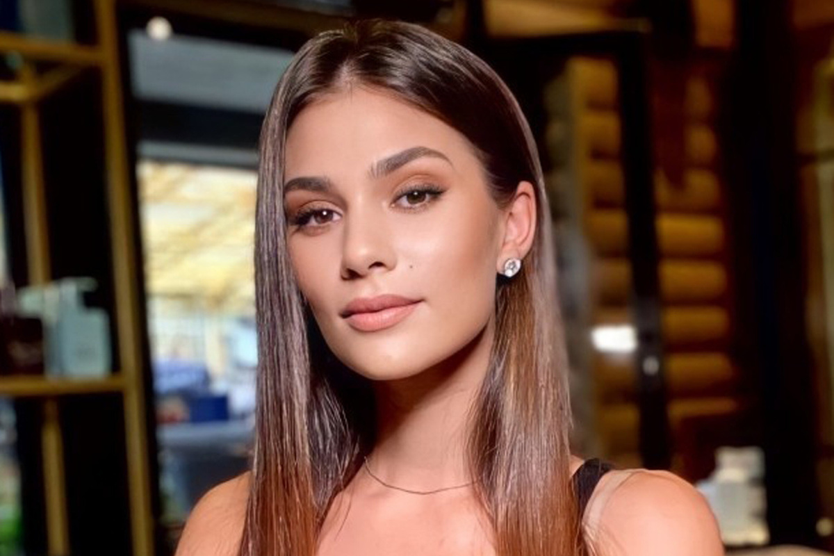     Жена Гретцки после рекордной шайбы Овечкина подарила Анастасии Шубской кольцо с бриллиантами