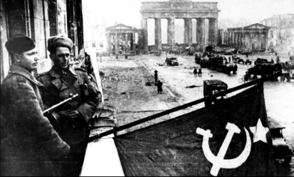 8 мая 1945 года стало днем окончания Второй мировой войны в Европе. Этот день изменил судьбы миллионов людей и определил дальнейшее развитие человечества.