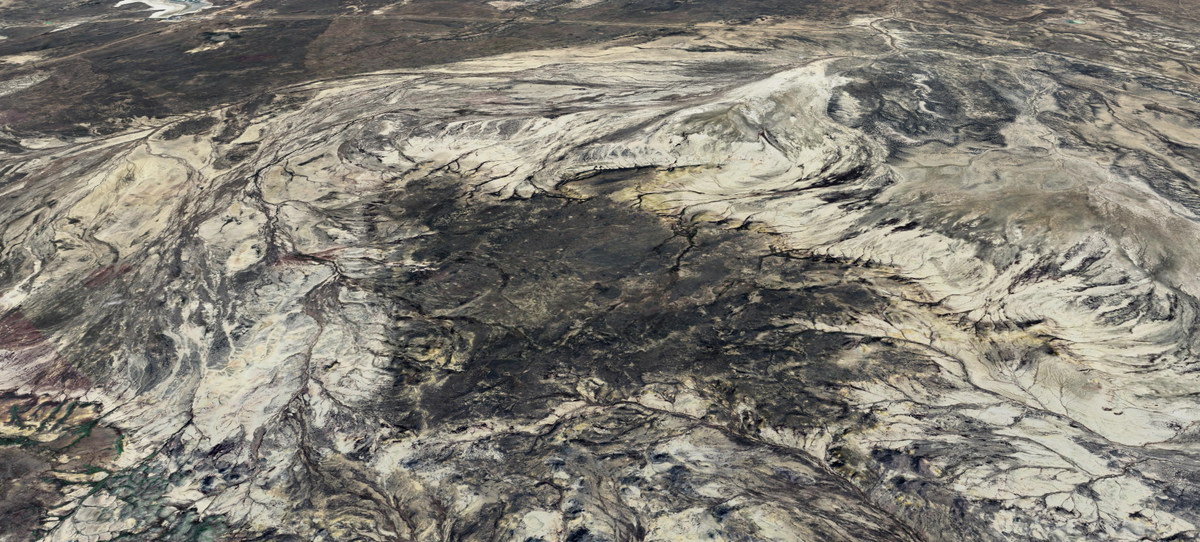 Кратер Жаманшин