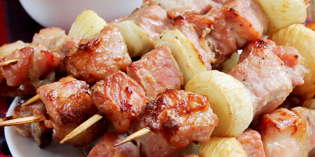 Праздничный шашлык к Пасхе прямо из духовки: вкусно и всегда на расхват