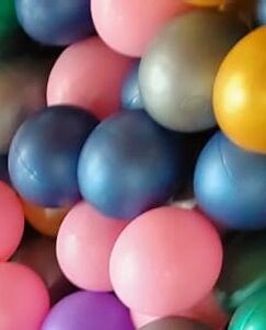 Люди - разные.