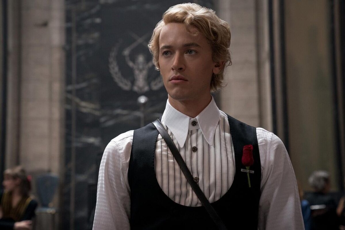 Кориалан Сноу, кадр из фильма 