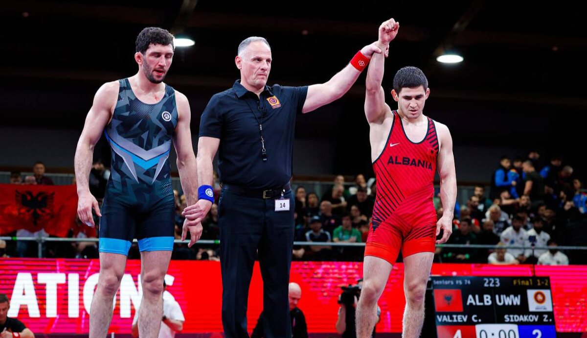     Заурбек Сидаков и Чермен Валиев