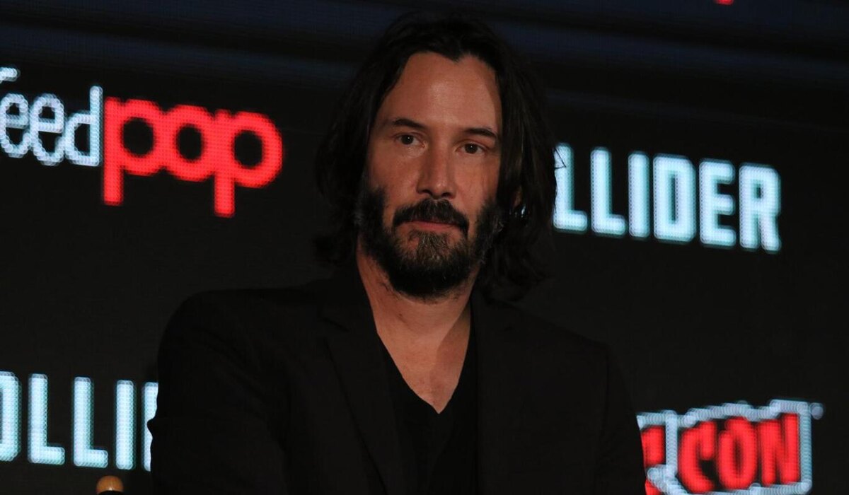     Киану Ривз спровоцировал слухи о тайной свадьбе