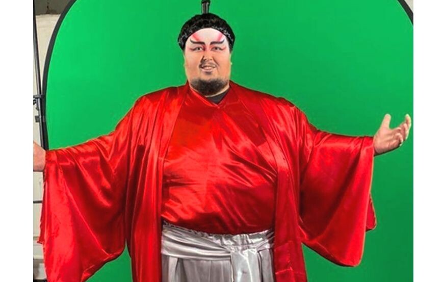 Луке нравится видеть себя в разных образах