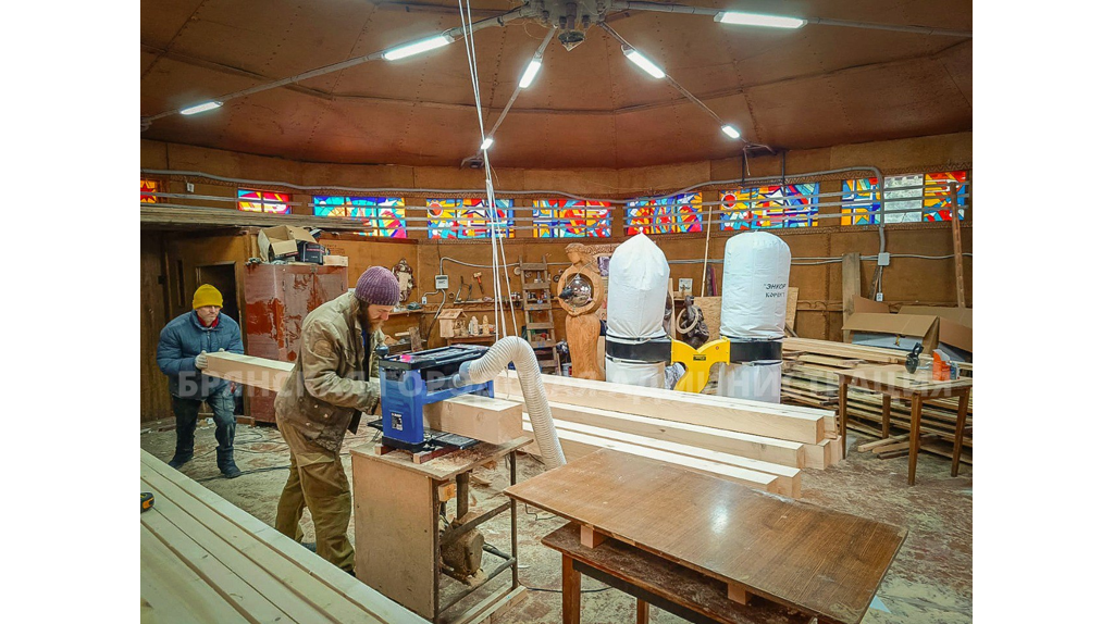 Листайте вправо, чтобы увидеть больше изображений