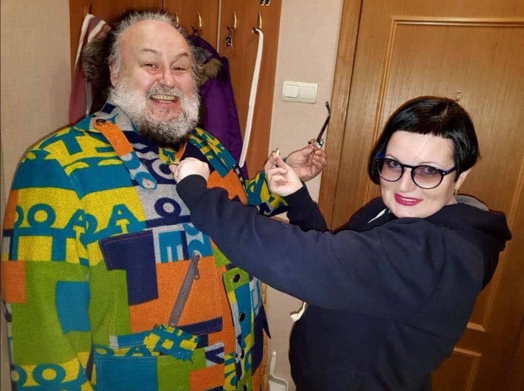 Наши примерки всегда за кадром: Заслуженный артист России Александр Савин.