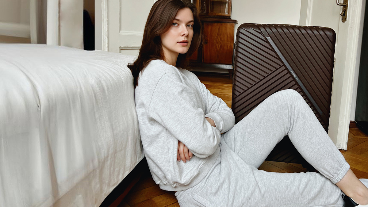 Хороший чемодан - легкий, прочный, удобный, надежный и качественный!