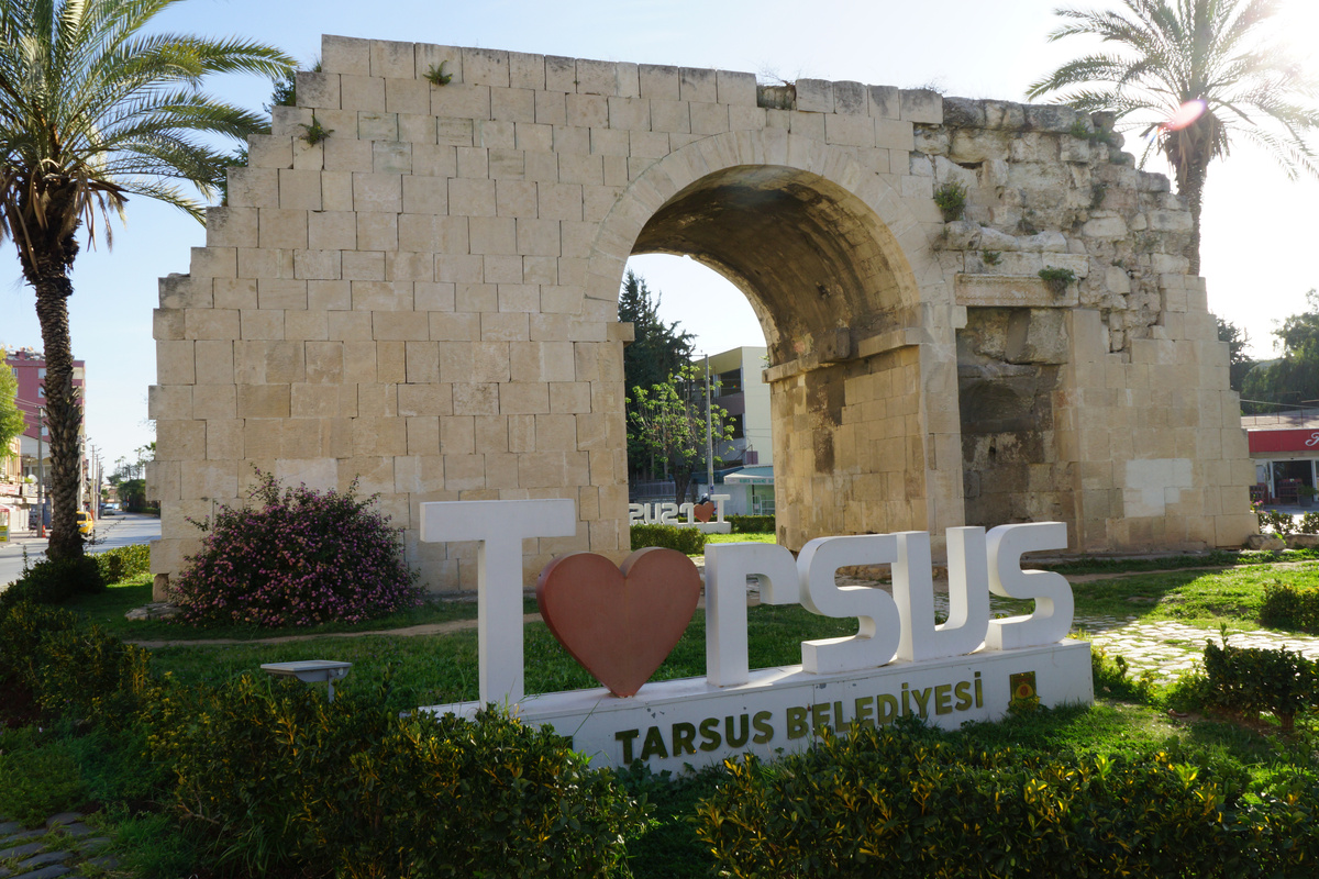 Тарсус. Ворота Клеопатры. (Листайте галерею)