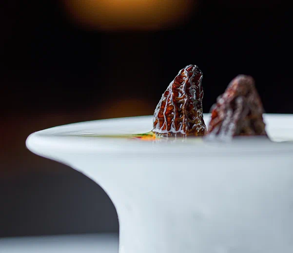 Фото: Заливное со сморчками в «Шануар»