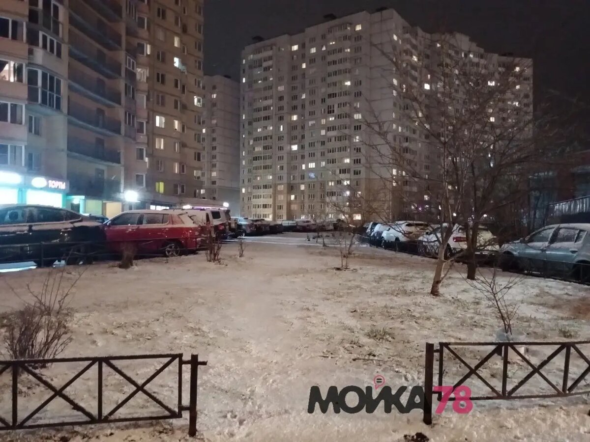    Туристская улица вечером 7 апреля. Фото: читатель Мойки78