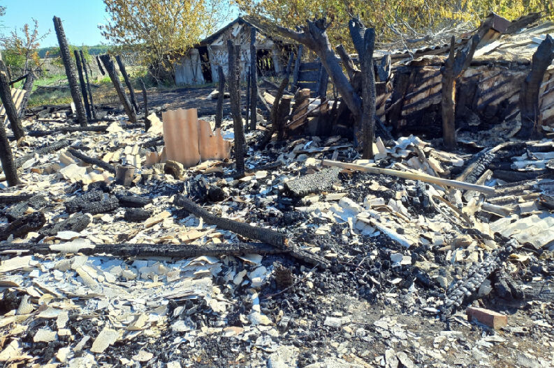    Последствие несоблюдения правил пожарной безопасности (фото: Отдел надзорной деятельности и профилактической работы по Камышину, Камышинскому, Котовскому и Ольховскому районам)