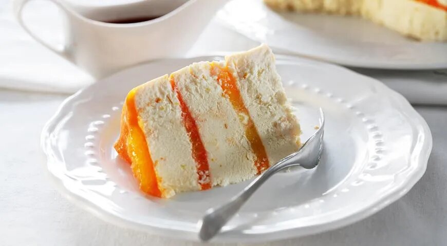 Творожная пасха с апельсиновым желе и соусом из кагора  📷
