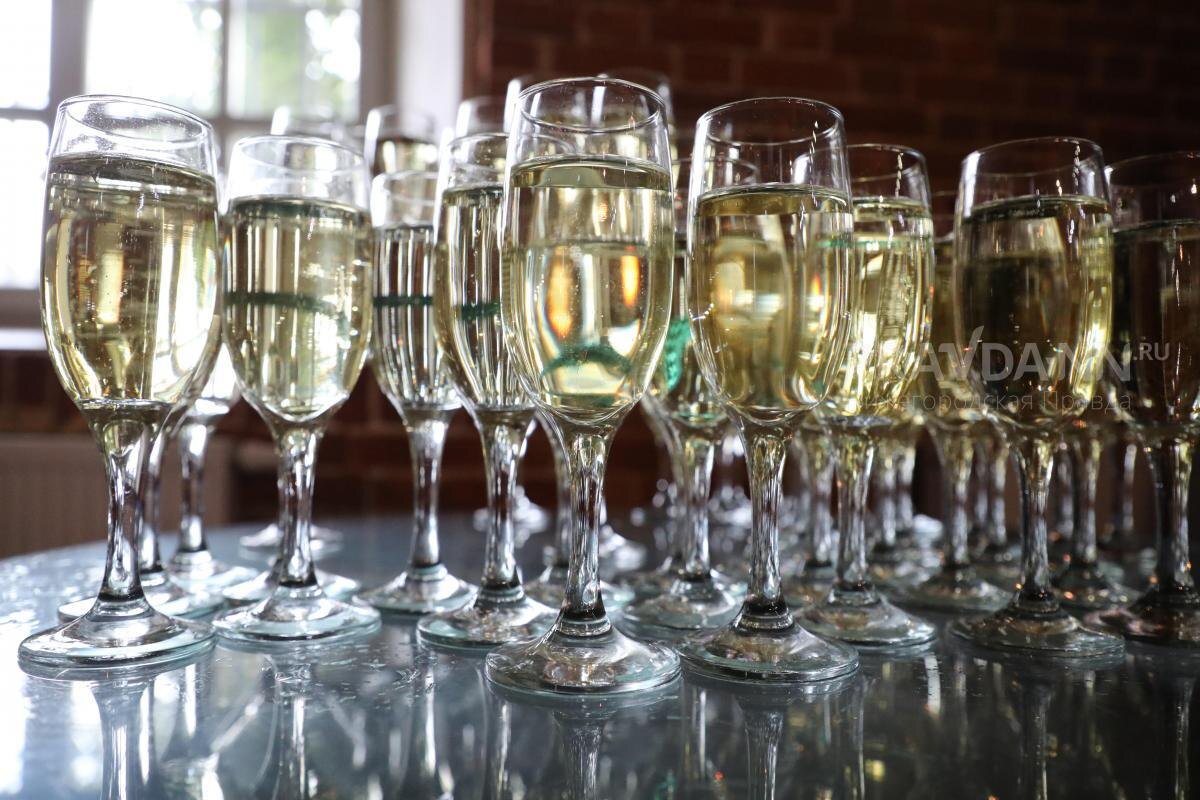    Ограничения не коснутся заведений общепита и магазинов беспошлинной торговли