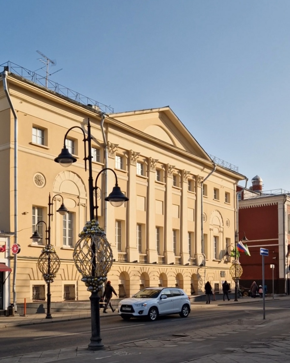 Пятницкая улица, 31с2 - Дом купца Кузьмы Матвеева XVIII-XIX веков